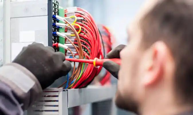 electrician Leigh
